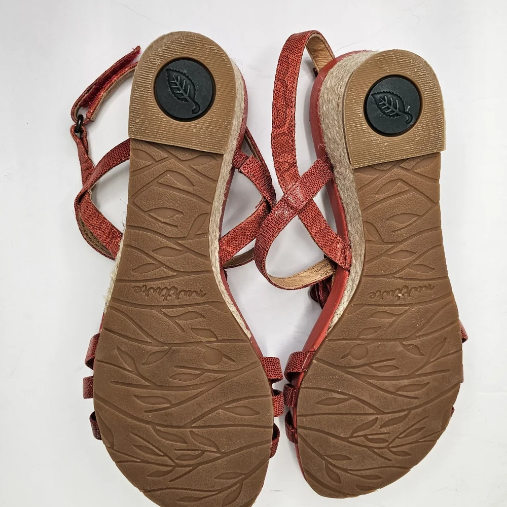 Nurture Red Leather Espadrille Wedge Sandal With Floral Accents Size 11 M